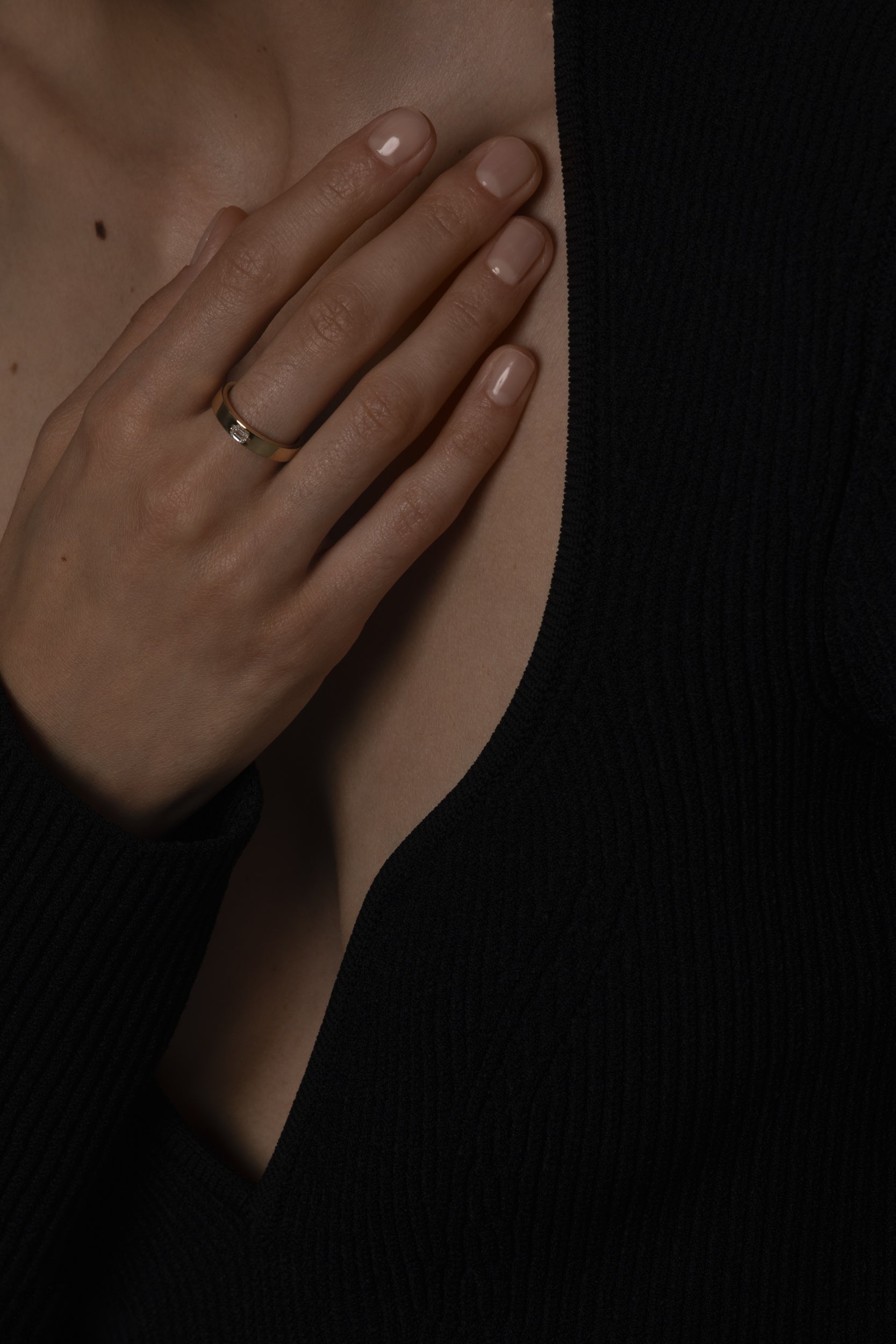 Elevate Emerald Ring Small