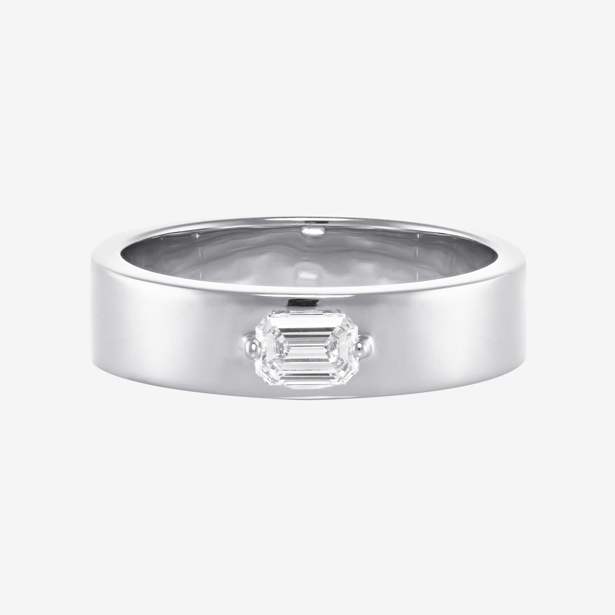 Elevate Emerald Ring